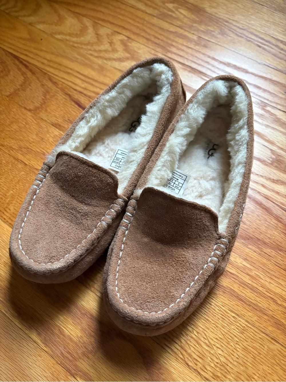 Ugg Ansley Moccasin Slippers in Chestnut Brown